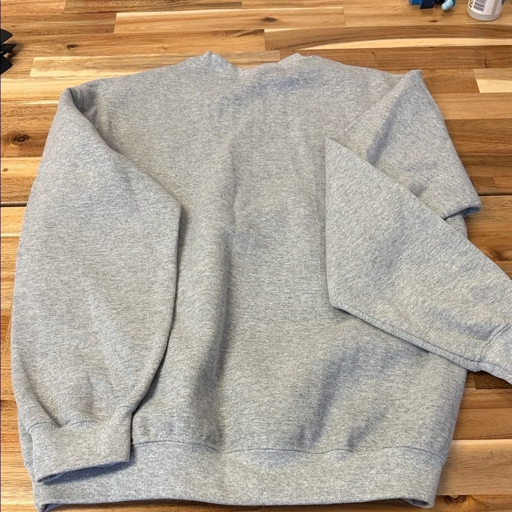 Lulusimon Studio Sweatshirt Women’s Medium “Sunday kinda girl” gray - Picture 4 of 4